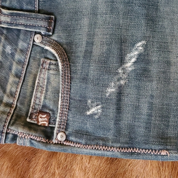 Miss Me jeans size 28 low rise. Light wash - Picture 5 of 6